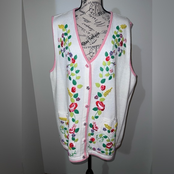 Storybook Knits Sweaters - Storybook Knits 3X Floral Embroidered Sweater Vest Cottagecore Pink Trim